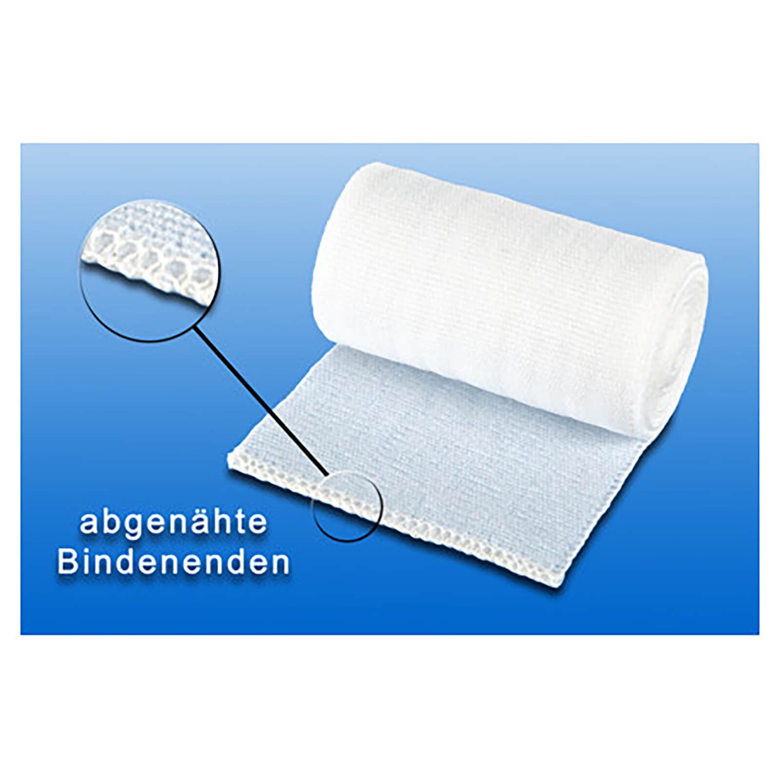 Nahaufnahme einer Rolle Verband. Weißes, gewebtes Material mit sichtbaren Enden.