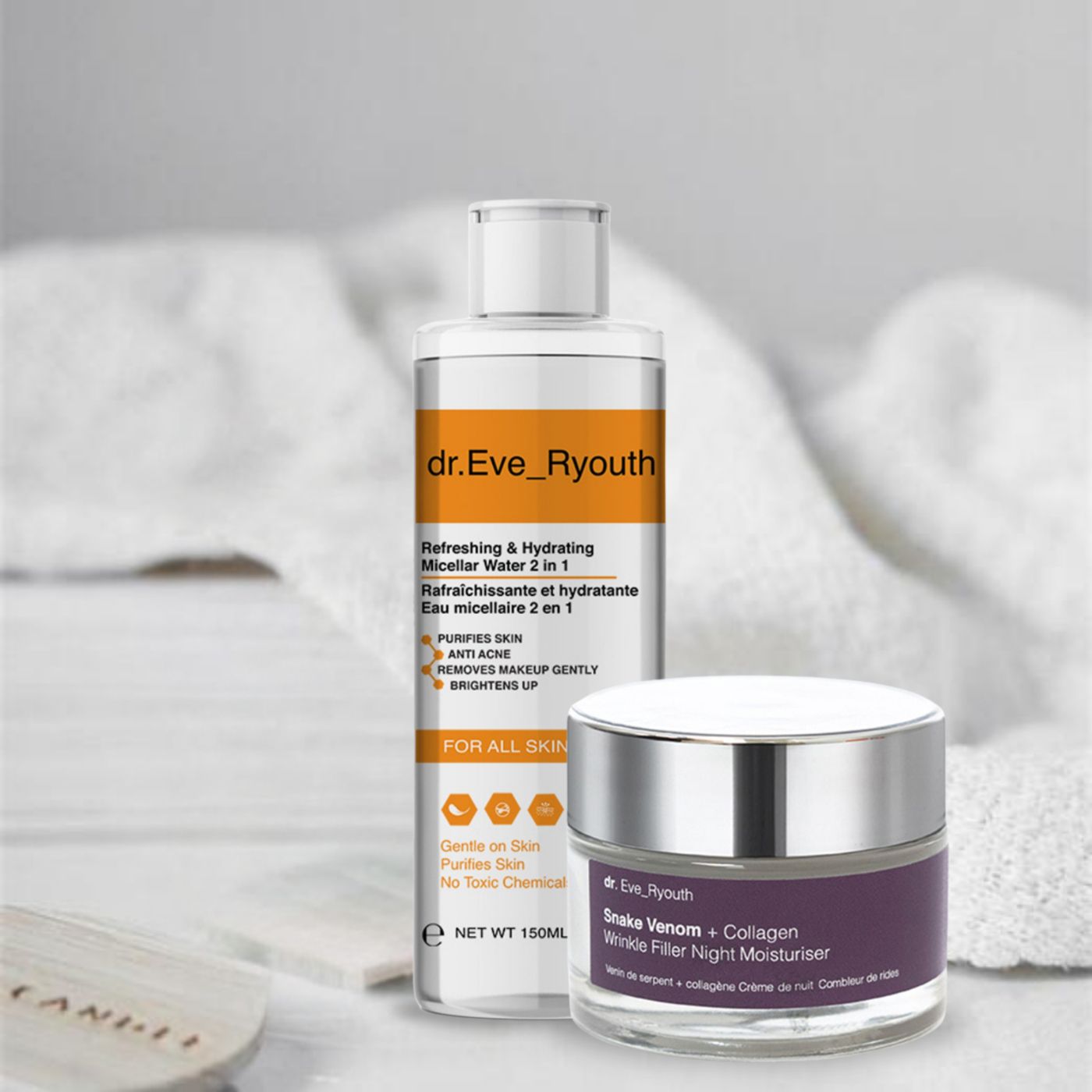 Dr. Eve_Ryouth Mizellenwasser und Anti-Aging-Nachtcreme Set auf einem Handtuch.