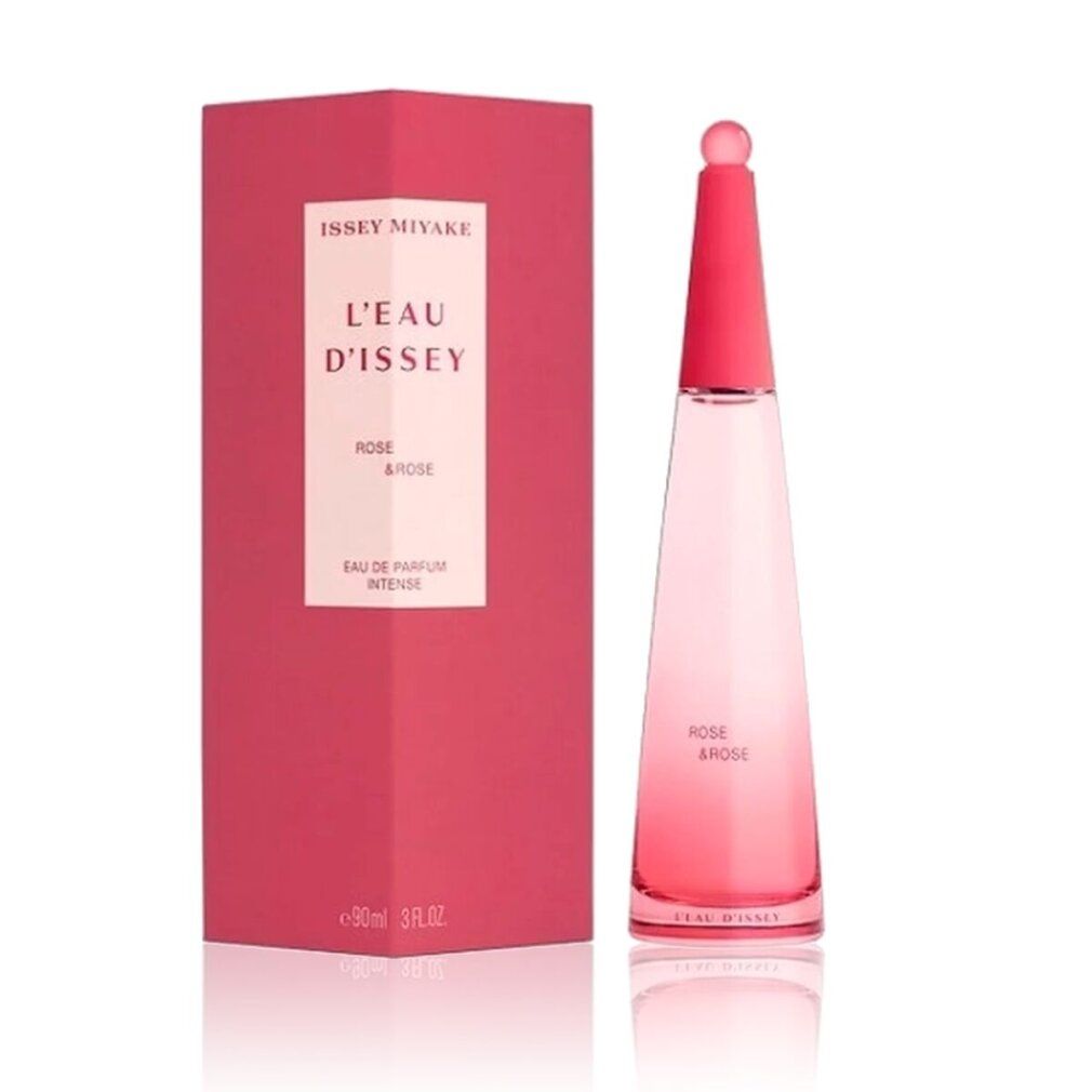 Rosa Flakon und Verpackung. Aufschrift "L'Eau d'Issey Rose & Rose".