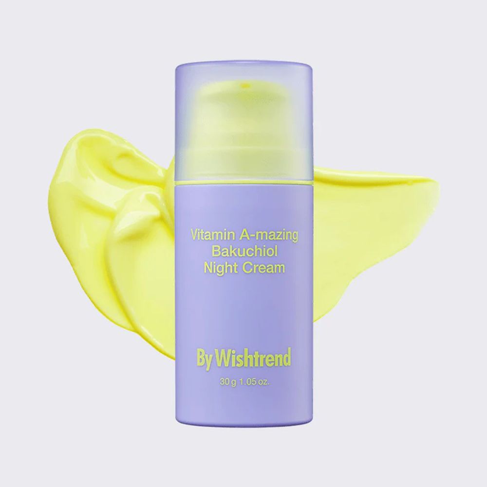 Lila Cremebehälter mit gelbem Deckel. Gelbe Creme daneben. Aufschrift: Vitamin A-mazing Bakuchiol Night Cream, By Wishtrend.