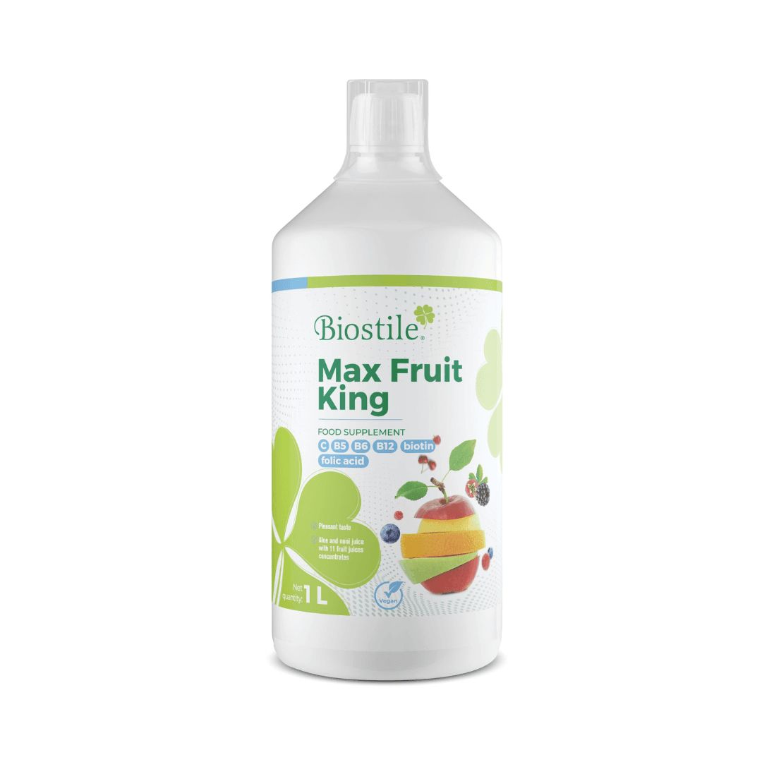 Biostile Max Fruit King. 1L Flasche. Lebensmittelzusatz. Grün-weißes Etikett mit Früchten. Kleeblatt-Logo.