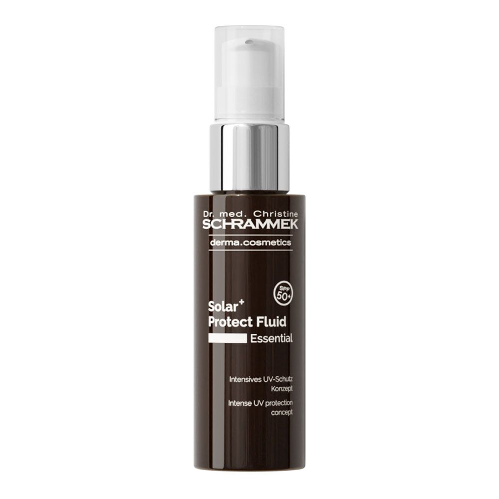 Braune Flasche mit silbernem Pumpkopf. Beschriftung: Dr. Schrammek, Solar+ Protect Fluid Essential, SPF 50+.