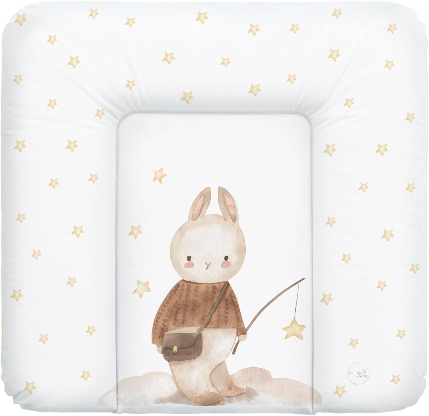 Wickelauflage mit Sternenmuster und einem Hasen mit Angel. Weiche, erhöhte Ränder. Für Babys.