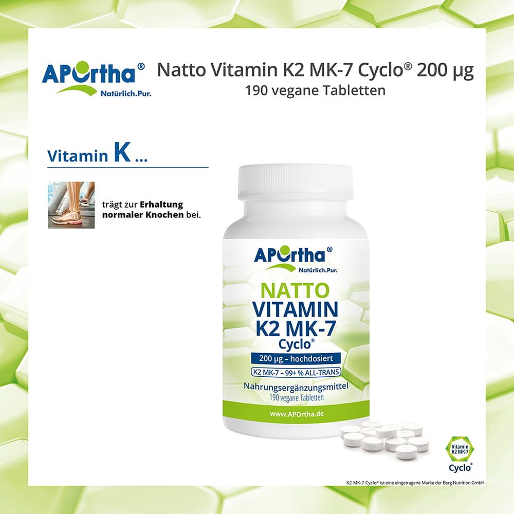 Weiße Tablettenflasche mit Etikett. Zeigt Produktname, Dosierung und Tablettenanzahl. Einige Tabletten liegen daneben.