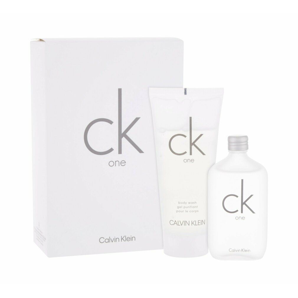 Geschenkset mit Flakon, Tube und Box. 'ck one' Schriftzug auf Box und Tube. 'Calvin Klein' Schriftzug.