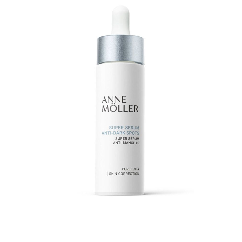 Weiße Serumflasche mit silbernem Deckel und Pipette. Beschriftung: Anne Möller, Super Serum Anti-Dark Spots, Perfectica Skin Correction.