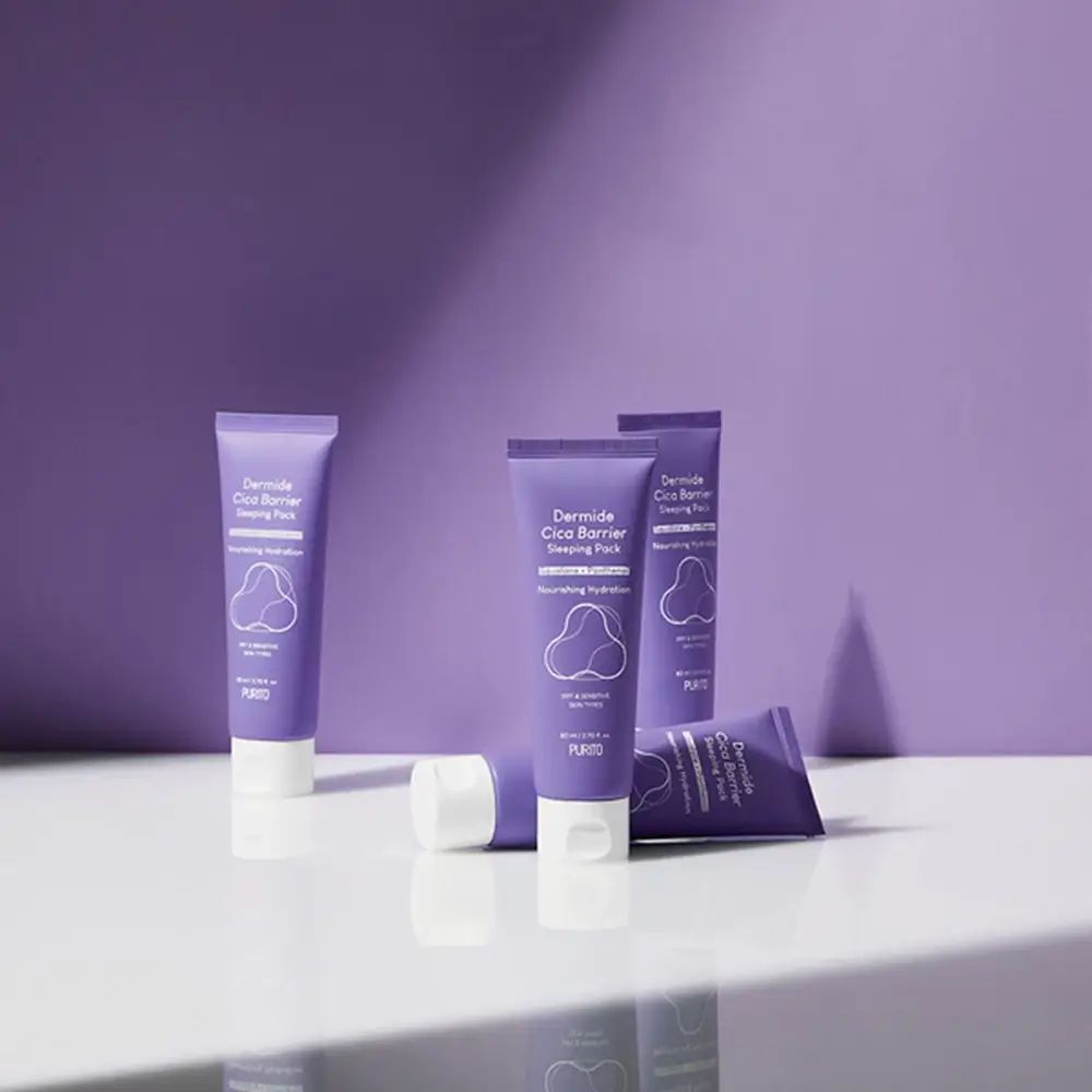 Mehrere lila Tuben. Text: Dermide Cica Barrier Sleeping Pack. Aufschrift: Nourishing Hydration.