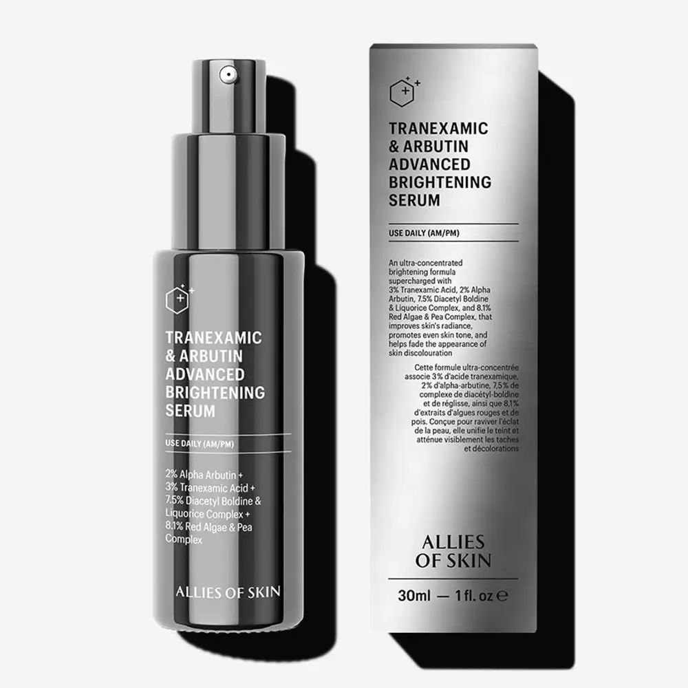 Serumflasche und Verpackung. Text: Tranexamsäure & Arbutin Advanced Brightening Serum. Marke: ALLIES OF SKIN. 30ml.