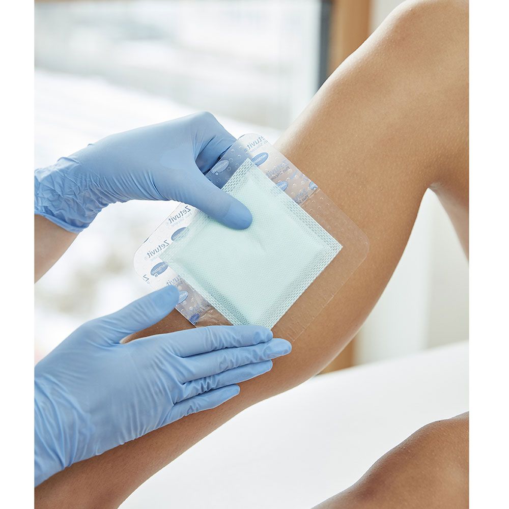 Hartmann Zetuvit® Plus Silicone Border Wundauflage 20x25 cm
