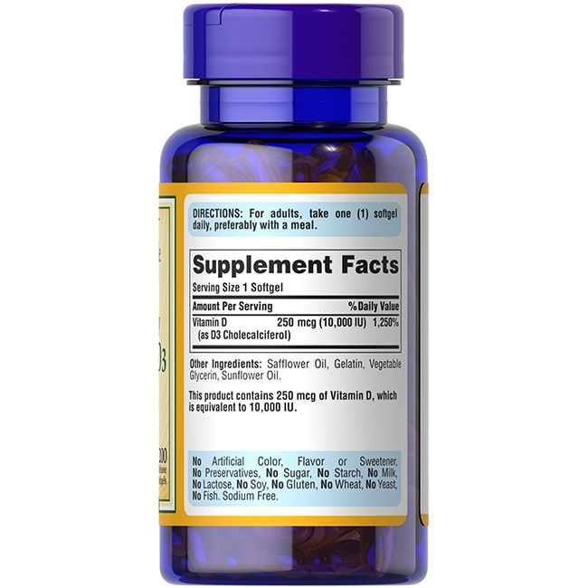Rückseite einer blauen Flasche. Gelbes Etikett mit Nährwertangaben und Inhaltsstoffen. Enthält Vitamin D.