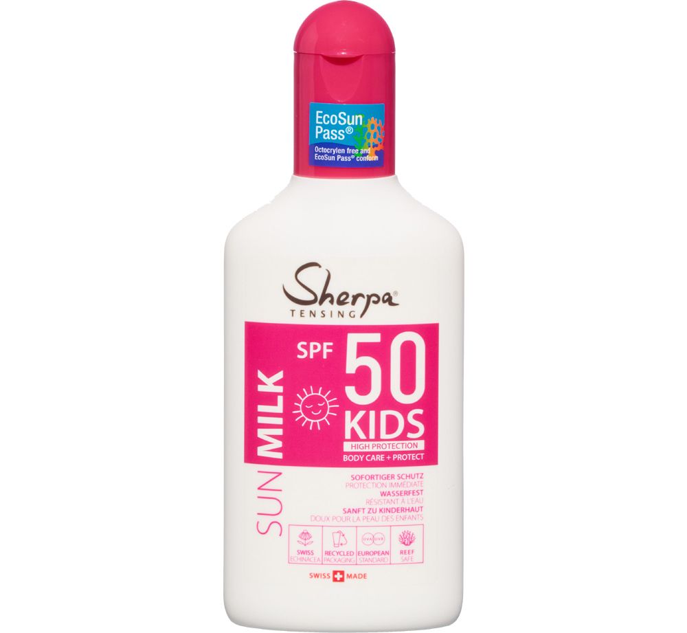 Sonnenmilch für Kinder LSF 50. Weiße Flasche mit rosa Etikett. EcoSun Pass-Zertifizierung. Swiss Made.
