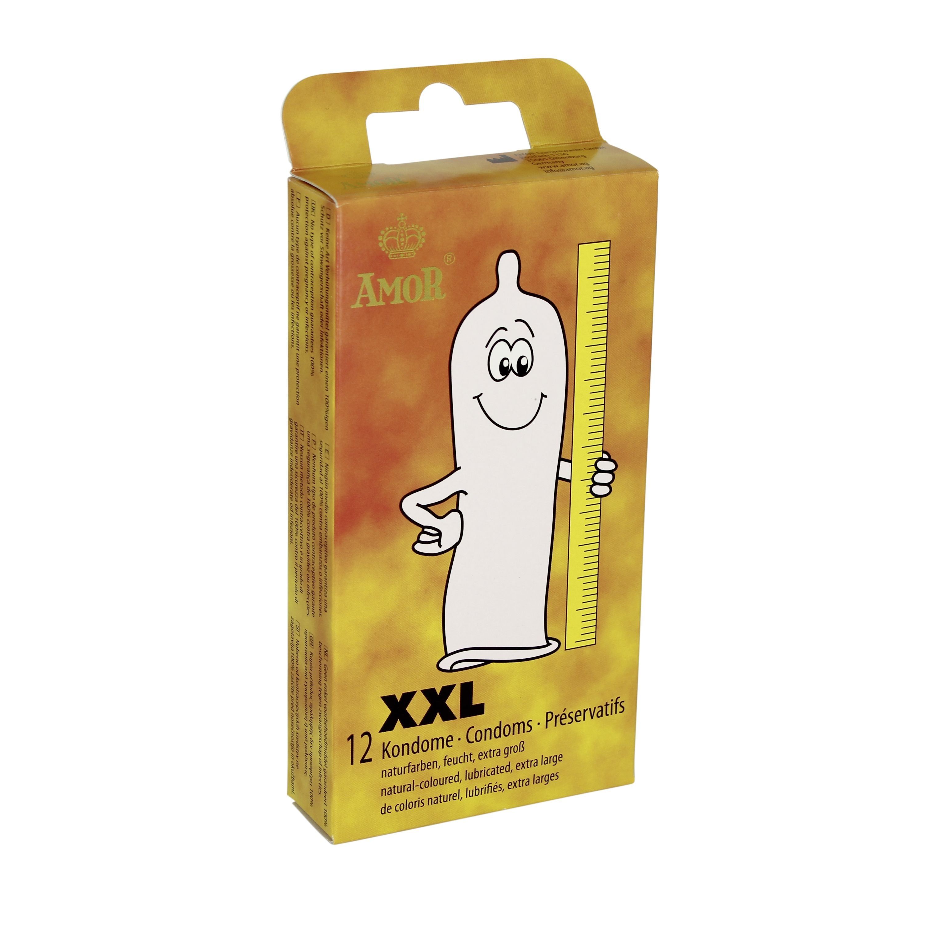Verpackung mit Kondomen. Aufdruck: AMOR, XXL, 12 Kondome. Illustration eines Kondoms mit Maßstab. Text: natural-coloured, lubricated, extra large.