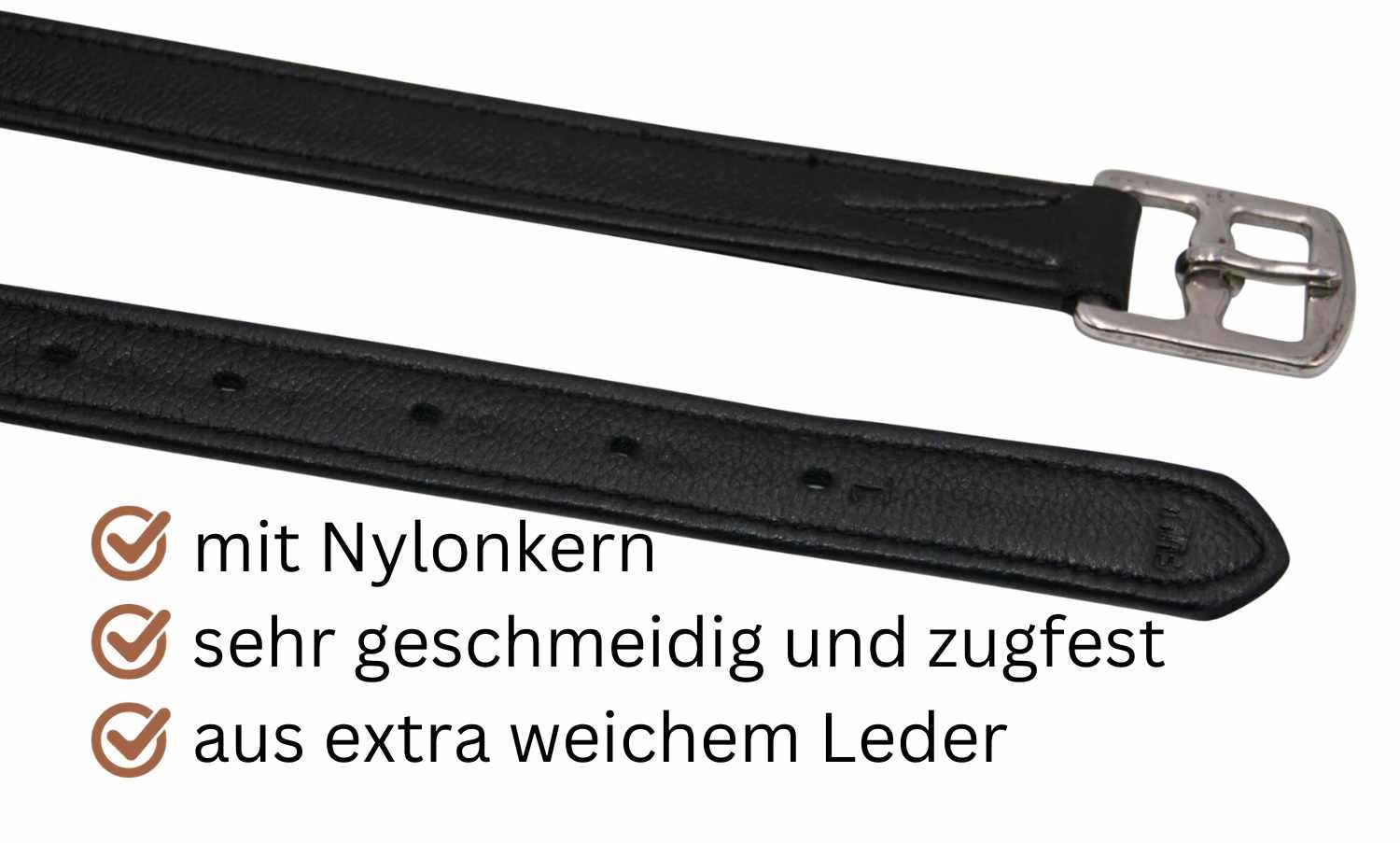 Nahaufnahme von schwarzem Steigbügelriemen mit Text: mit Nylonkern, sehr geschmeidig und zugfest, aus extra weichem Leder.