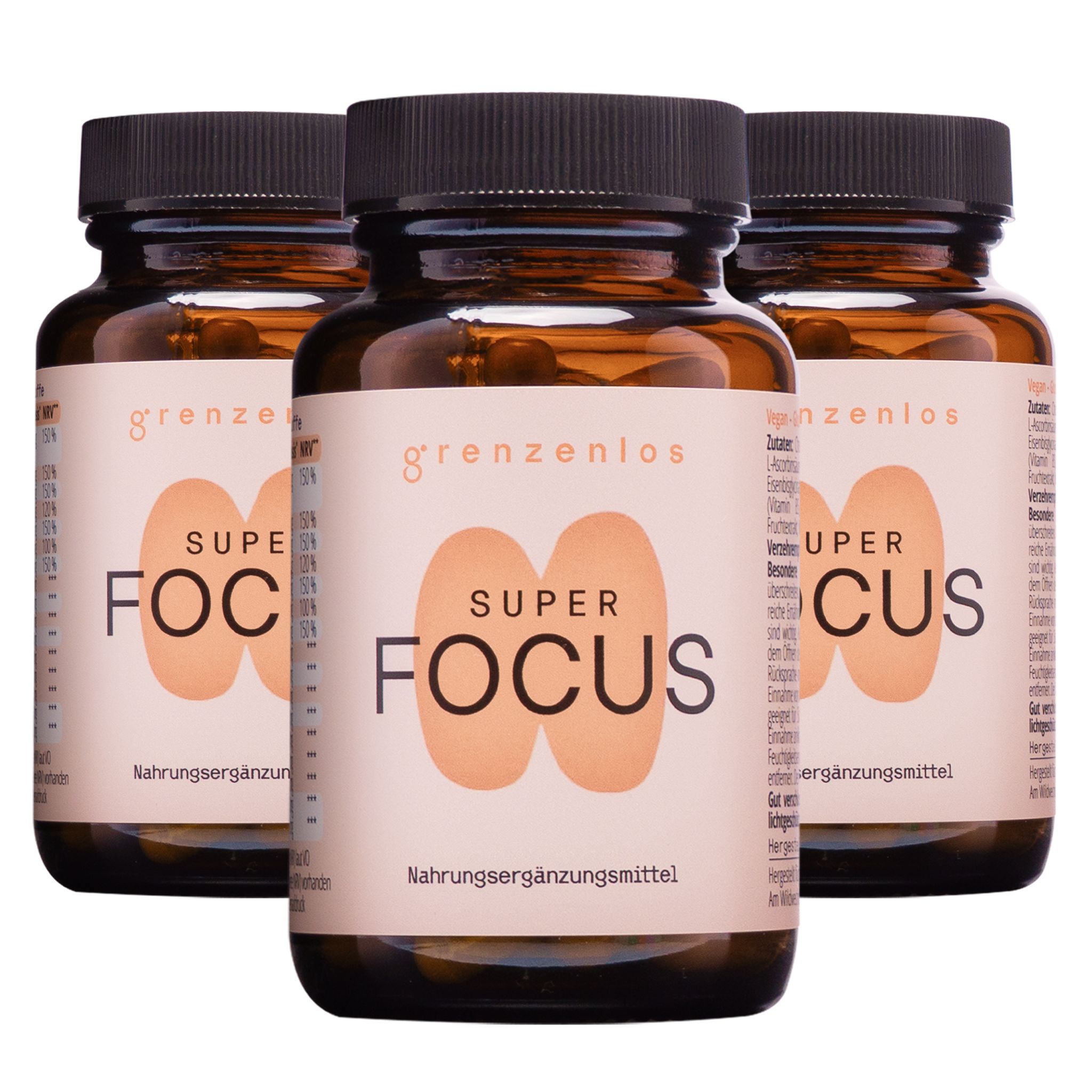 Drei braune Glasflaschen mit Etikett 'grenzenlos SUPER FOCUS'.