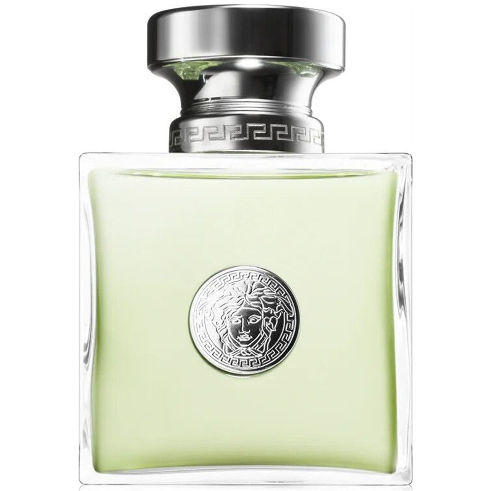 Versace Versense Eau de Toilette Spray. Quadratischer Flakon mit silbernem Verschluss. Logo auf dem Flakon.