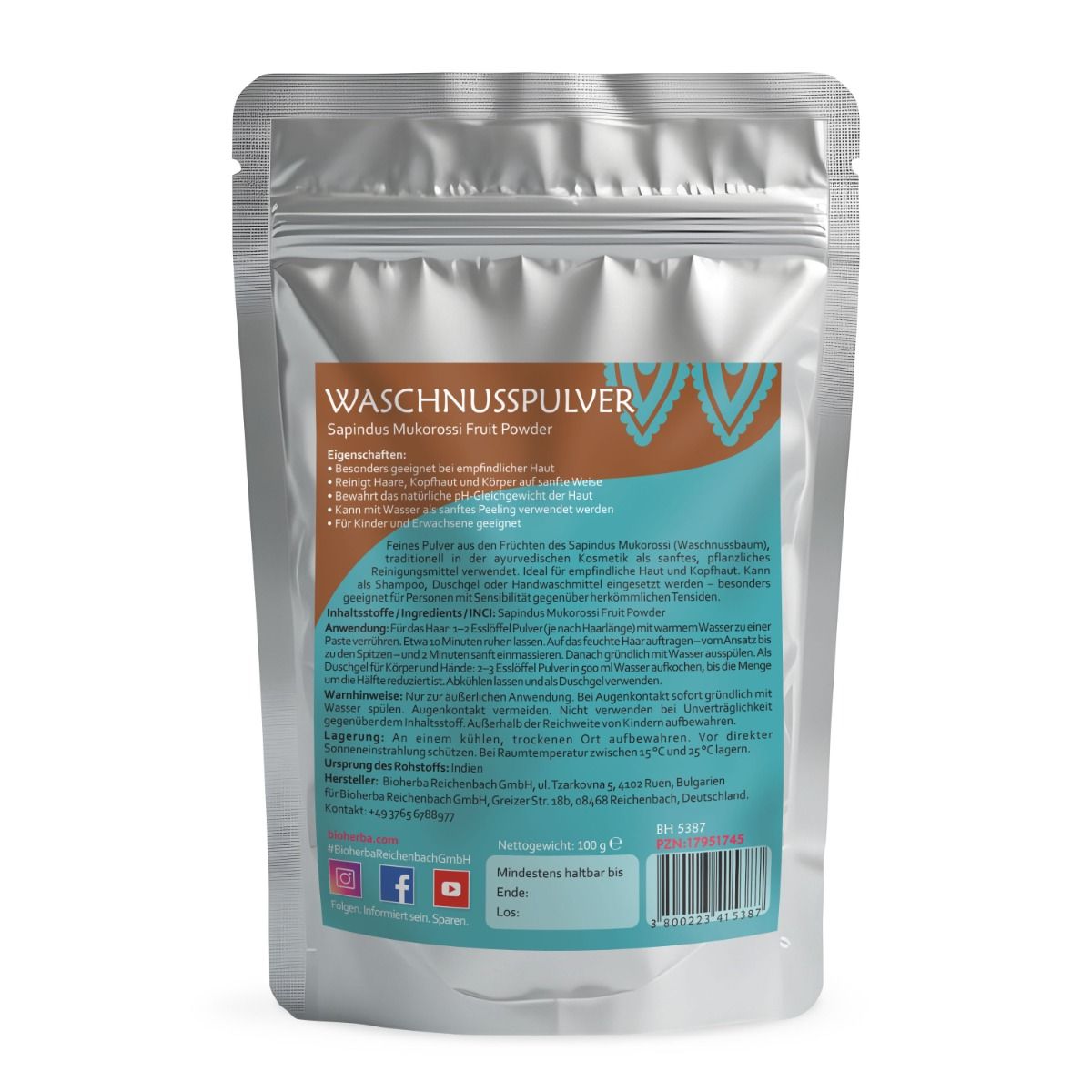 Rückseite eines silberfarbenen Beutels. Text: Waschnusspulver, Sapindus Mukorossi Fruit Powder. Informationen zu Inhaltsstoffen, Anwendung und Lagerung.