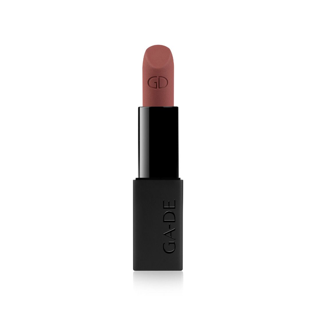 Lippenstift mit matter Textur. Schwarze Hülle mit Schriftzug GA-DE. Lippenstift in Rosé-Braun. Auf dem Lippenstiftkopf ist GD eingeprägt.