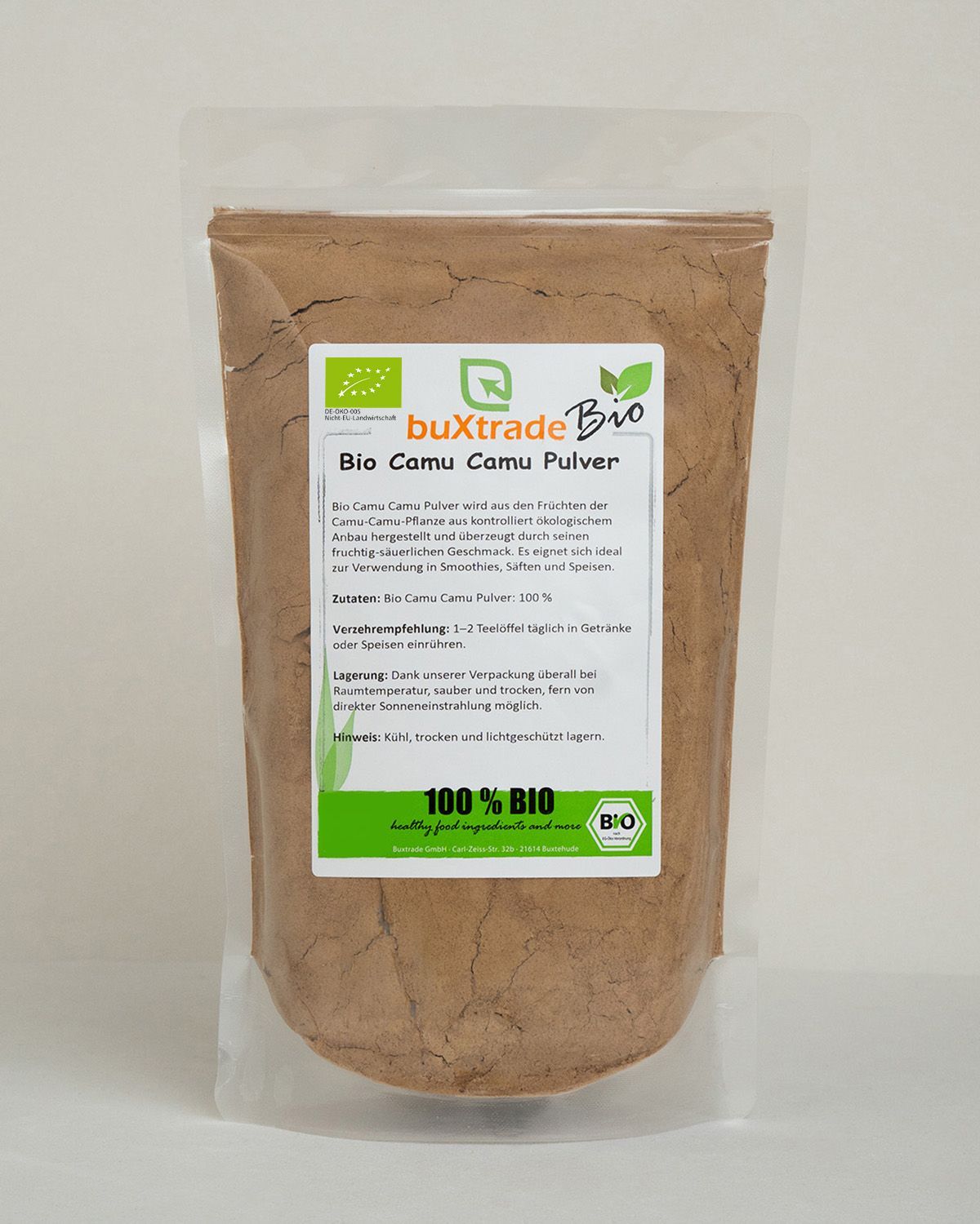 Ein Beutel buxtrade Bio Camu Camu Pulver mit Bio-Siegel und Produktinformationen.