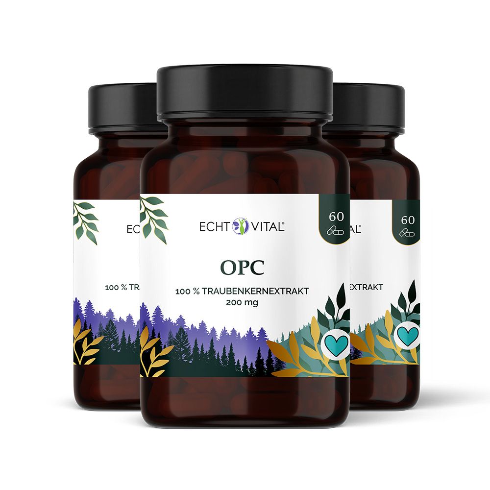 Drei braune Flaschen mit schwarzem Deckel. Aufschrift: Echt Vital OPC, 100% Traubenkernextrakt, 200 mg. Weiße Etiketten. Wald-Design.