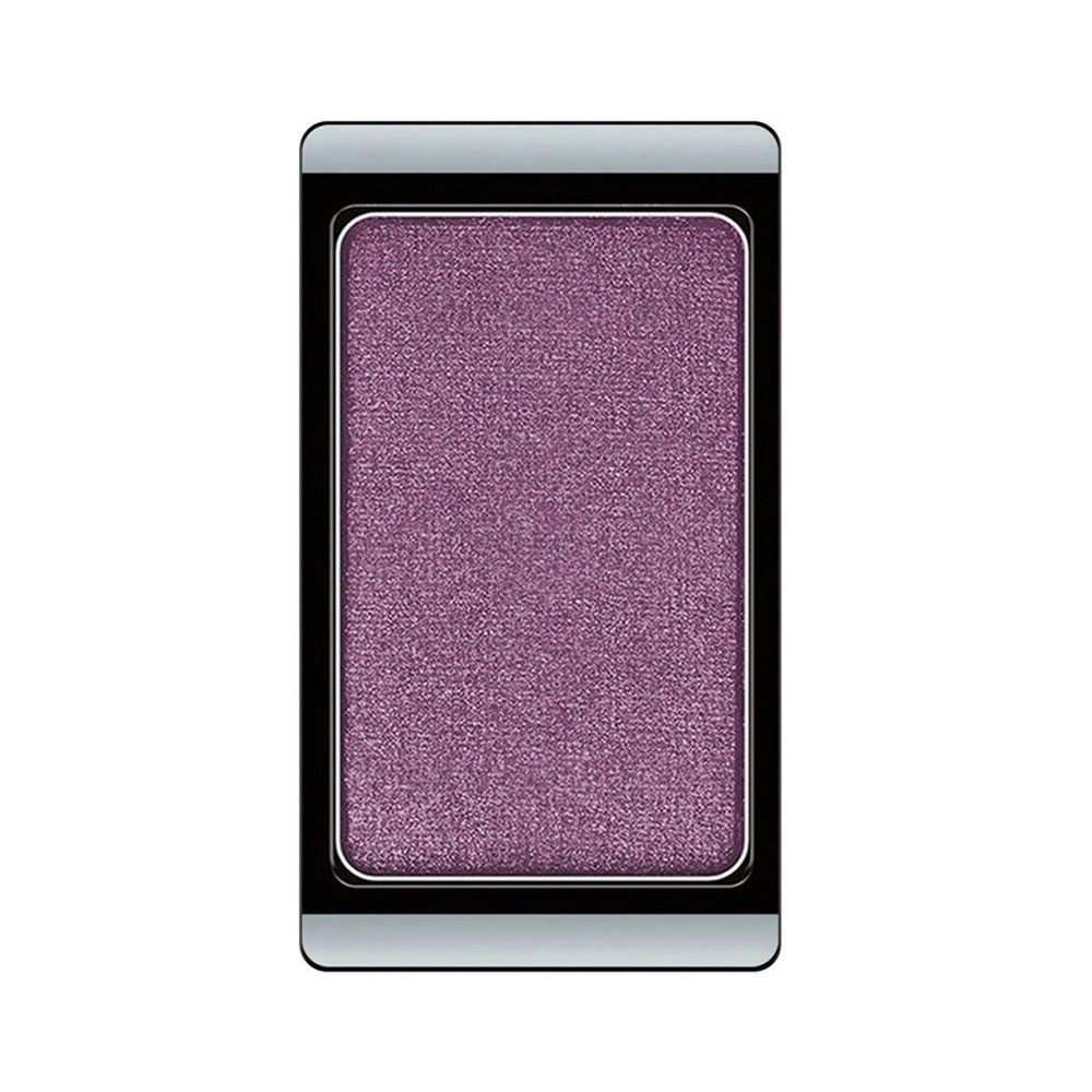 Artdeco Eyeshadow Pearl 88 Cherry Blossom. Rechteckiger Lidschatten in Lila mit Perleffekt. Schwarzer Rahmen, silberne Unterseite.