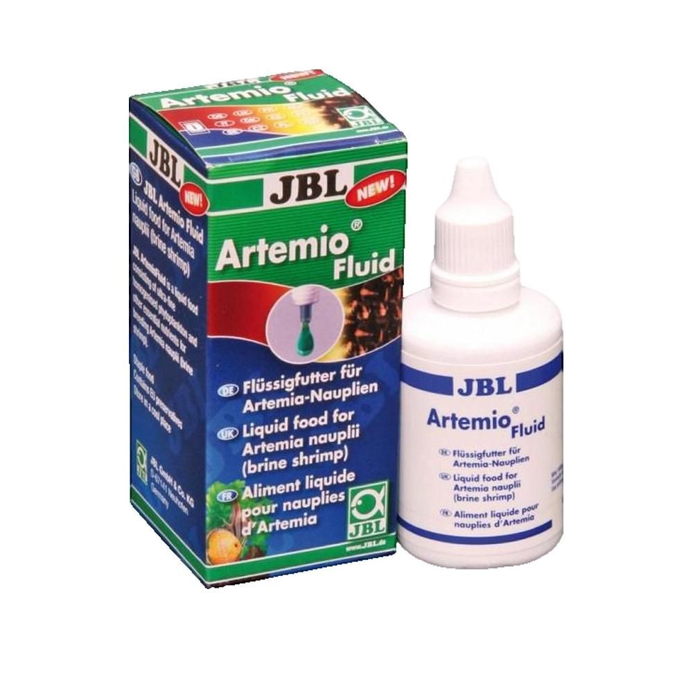 Weiße Flasche und Karton mit Produktaufdruck. Aufschrift: JBL Artemio Fluid. Flüssignahrung für Artemia-Nauplien. Grüne und blaue Akzente.