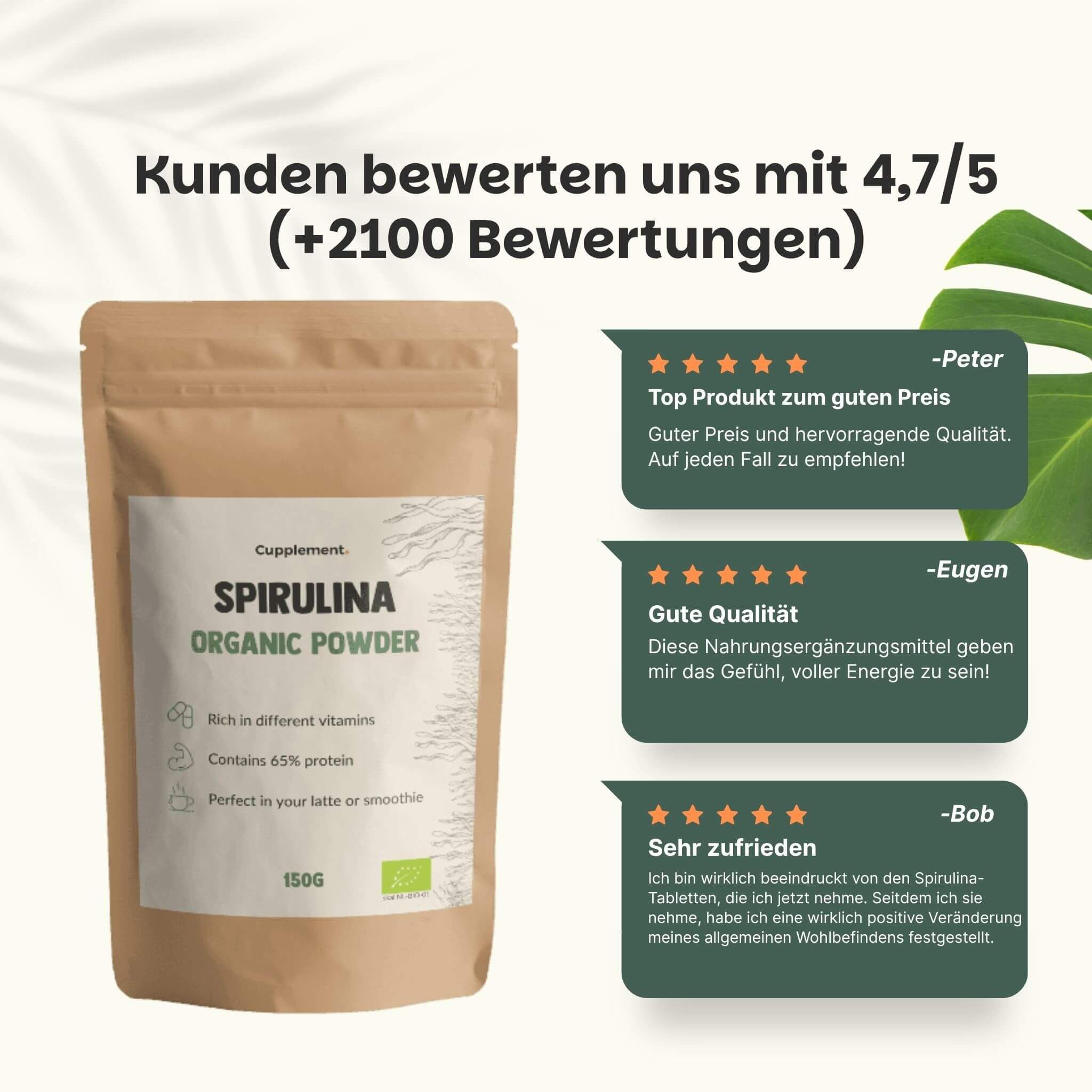 Beutel Spirulina-Pulver. Braune Verpackung mit weißem Etikett. Kundenbewertungen mit Sternen.