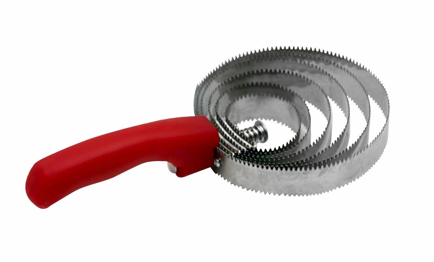 Federstriegel mit rotem Griff. Mehrere Metallringe mit gezahnten Kanten.