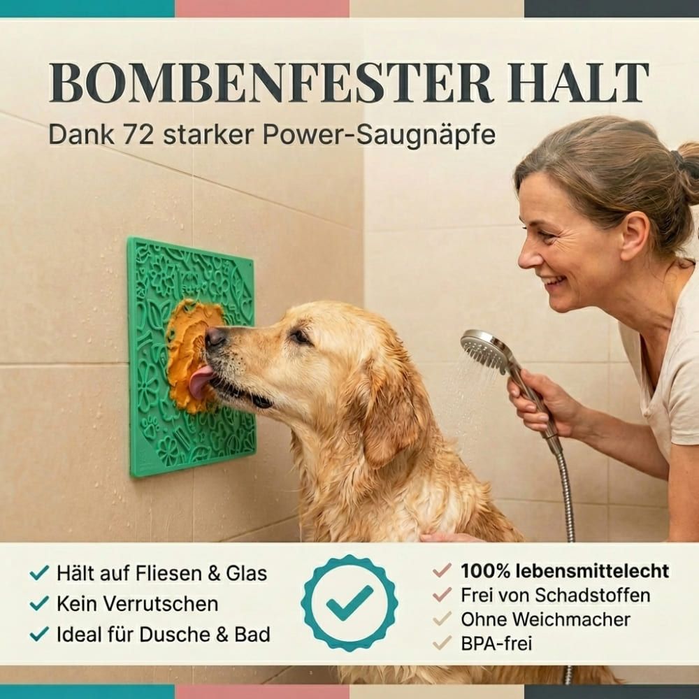 Hund leckt an grüner Leckmatte an Fliesen. Frau lächelt. Text: Hält auf Fliesen & Glas. 100% lebensmittelecht.