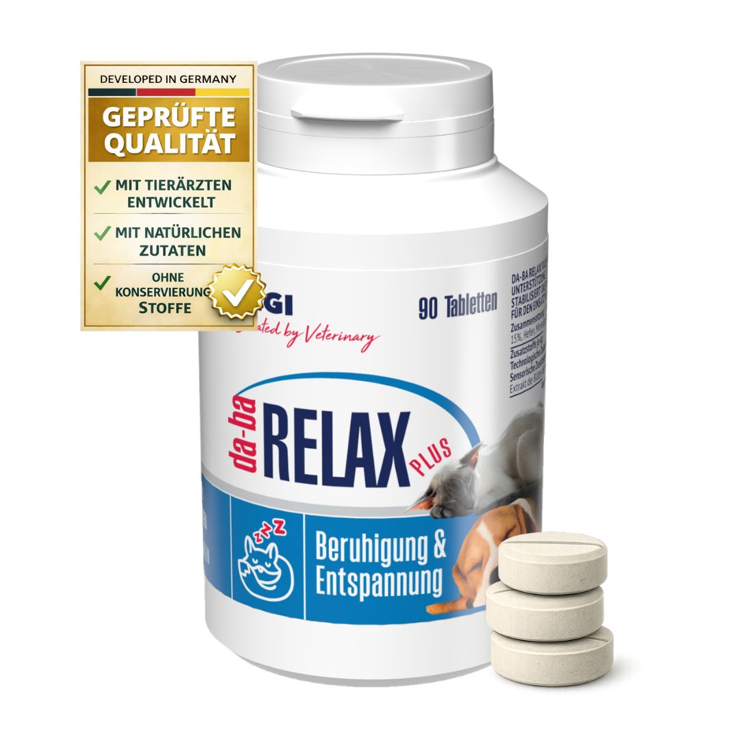 Weiße Flasche GIGI VET da-ba RELAX Plus mit Tabletten. Text: 90 Tabletten. Geprüfte Qualität. Ohne Konservierungsstoffe.