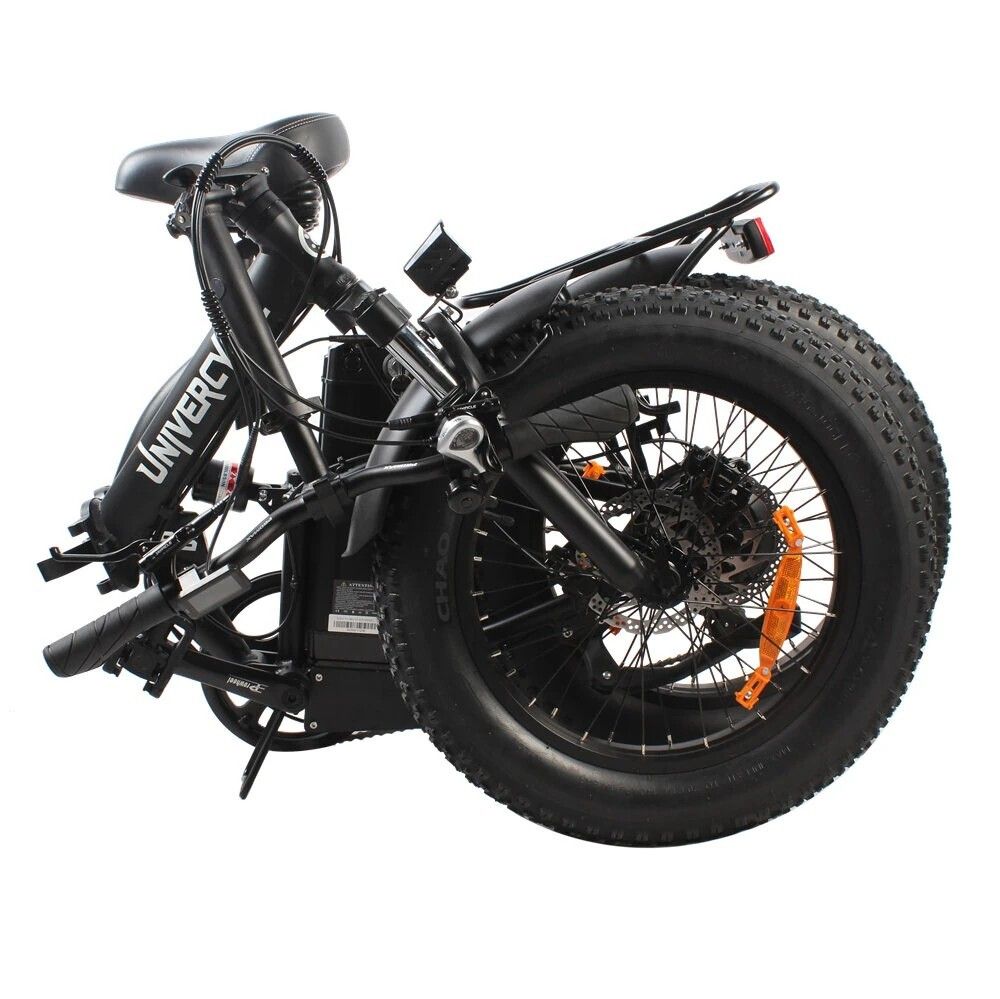 Gefaltetes schwarzes E-Bike mit breiten Reifen. Marke Univercycle, Modell B4(Eris).