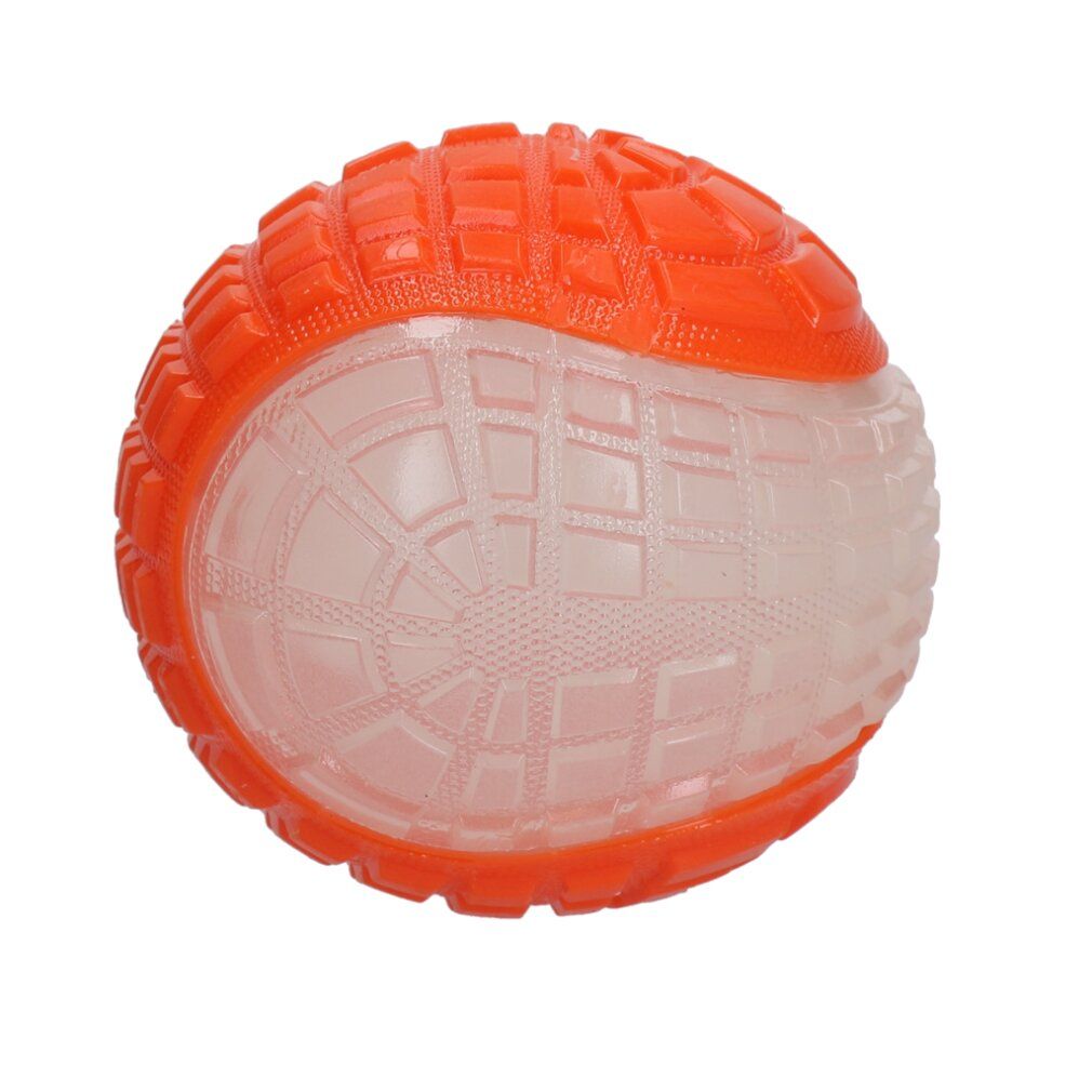 Orangefarbener Ball mit weißem, durchscheinendem Bereich. Oberfläche mit quadratischen Mustern. Für Hunde.