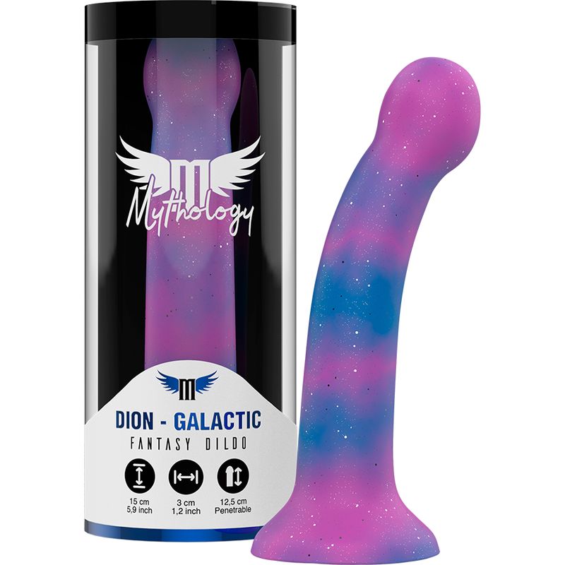 Dildo in Verpackung. Text: DION - GALACTIC FANTASY DILDO. Maße: 15 cm lang, 3 cm Durchmesser, 12,5 cm penetrierbar. Logo: Mythology.