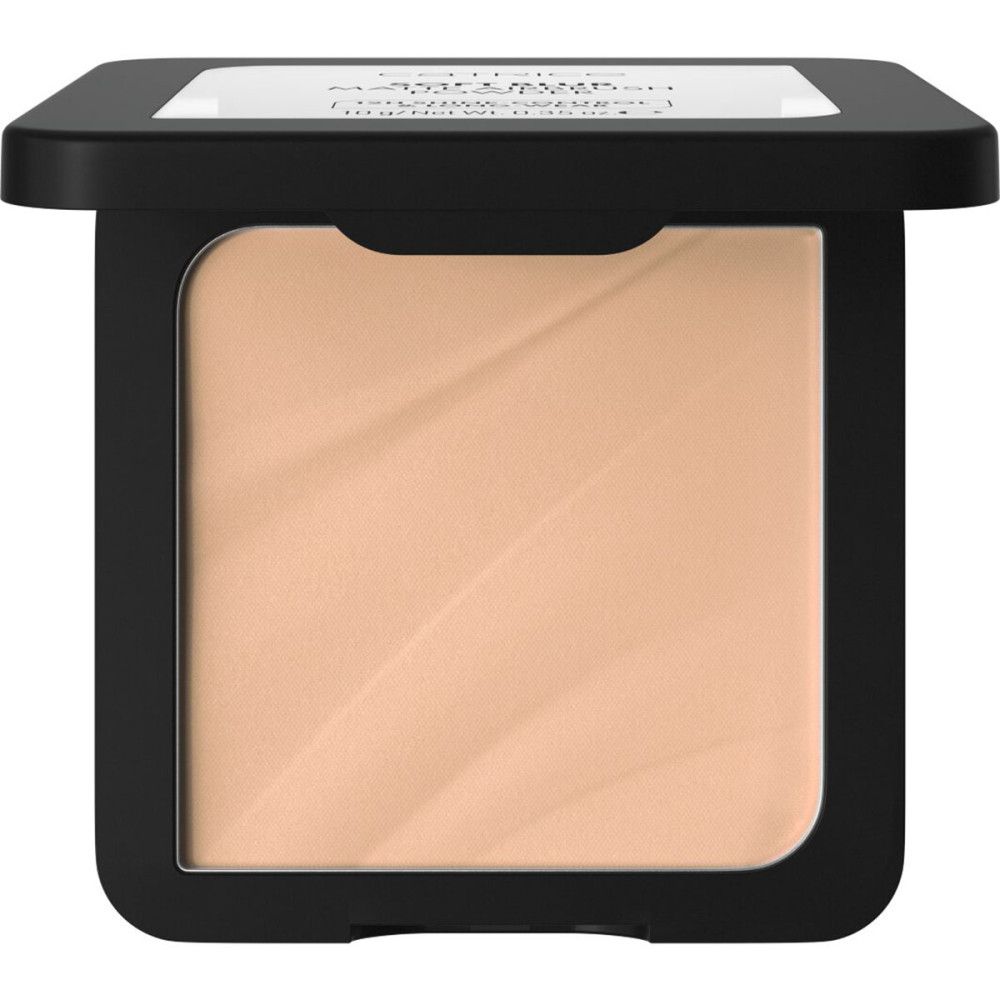 Quadratische, beige Puder-Kompakt-Make-up-Dose mit schwarzem Deckel. Der Deckel ist geöffnet. Der Puder ist sichtbar.