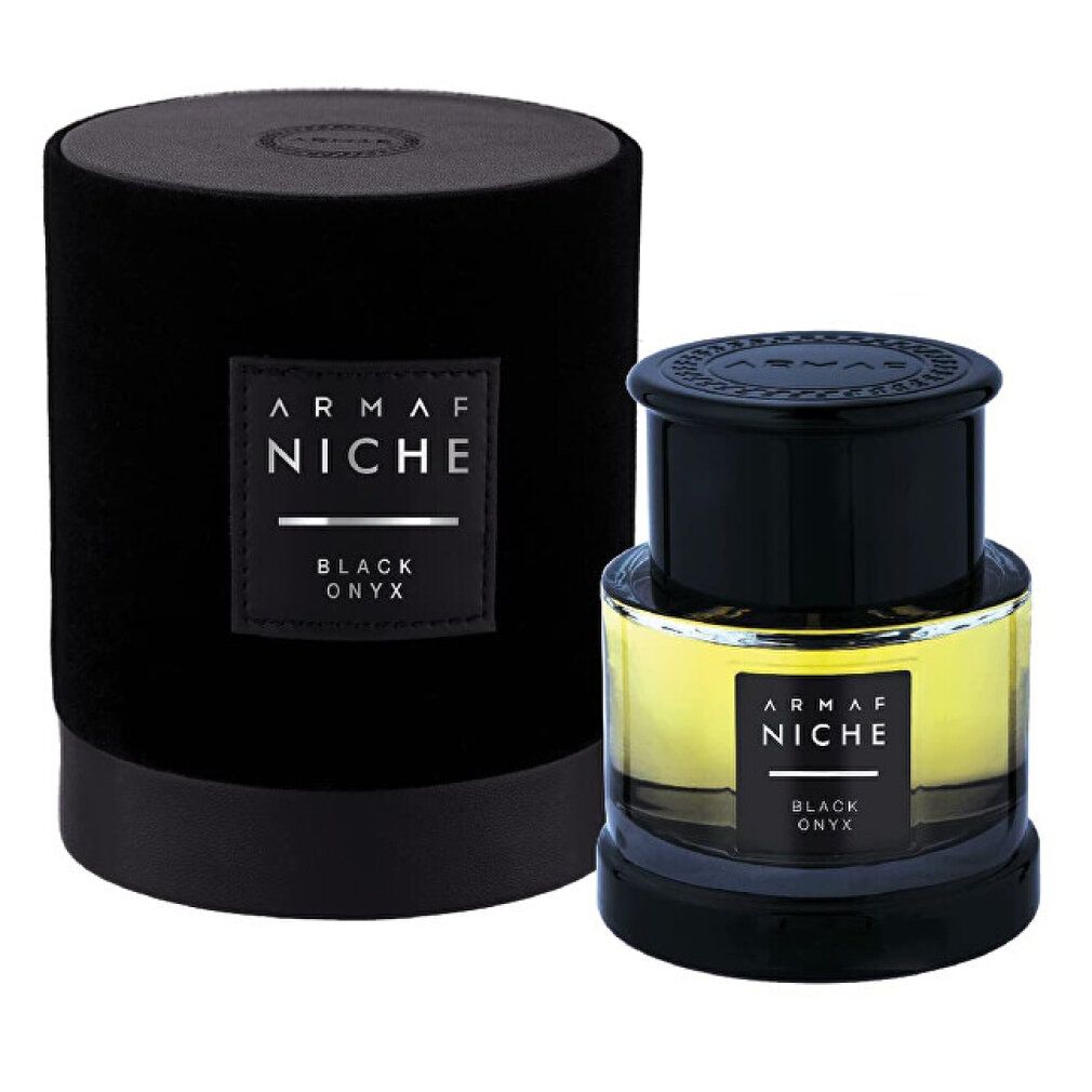 Schwarzer Flakon und Verpackung von Armaf Niche Black Onyx. Flakon mit schwarzem Deckel und gelblicher Flüssigkeit. Schwarze Verpackung.