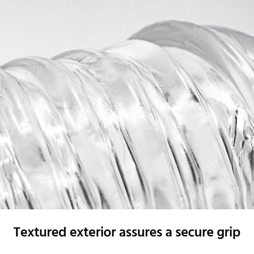 Nahaufnahme der Außenfläche eines transparenten Produkts mit geriffelter Textur für sicheren Halt.