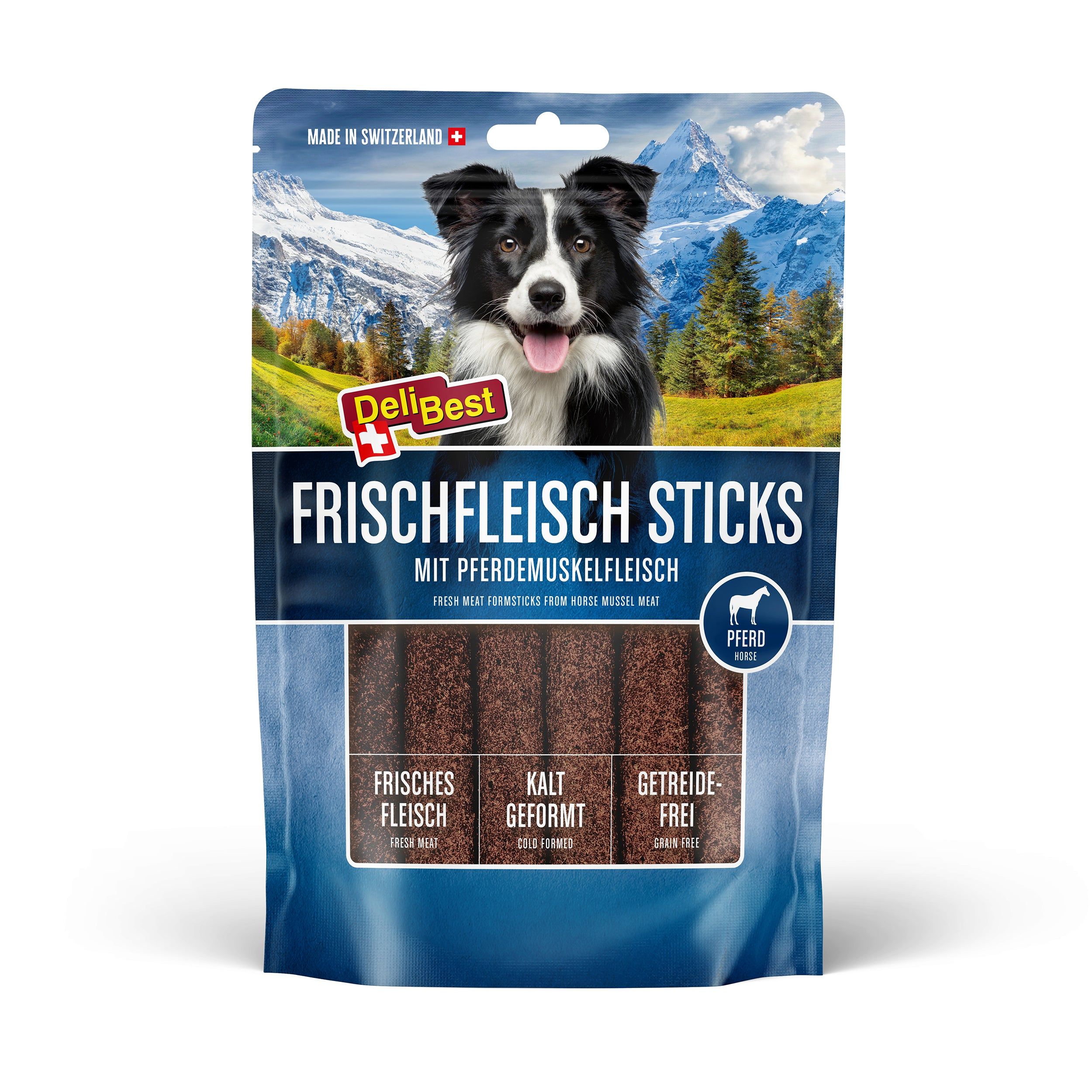 Verpackung mit Frischfleisch Sticks. Aufdruck: DeliBest, Frischfleisch Sticks mit Pferdemuskelfleisch. Enthält Sticks, Hund abgebildet.