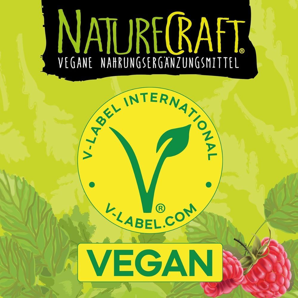 V-Label Vegan-Siegel. Gelber Kreis mit grünem Blatt. Text: V-Label International, Vegan. Hintergrund: Himbeeren und Blätter.