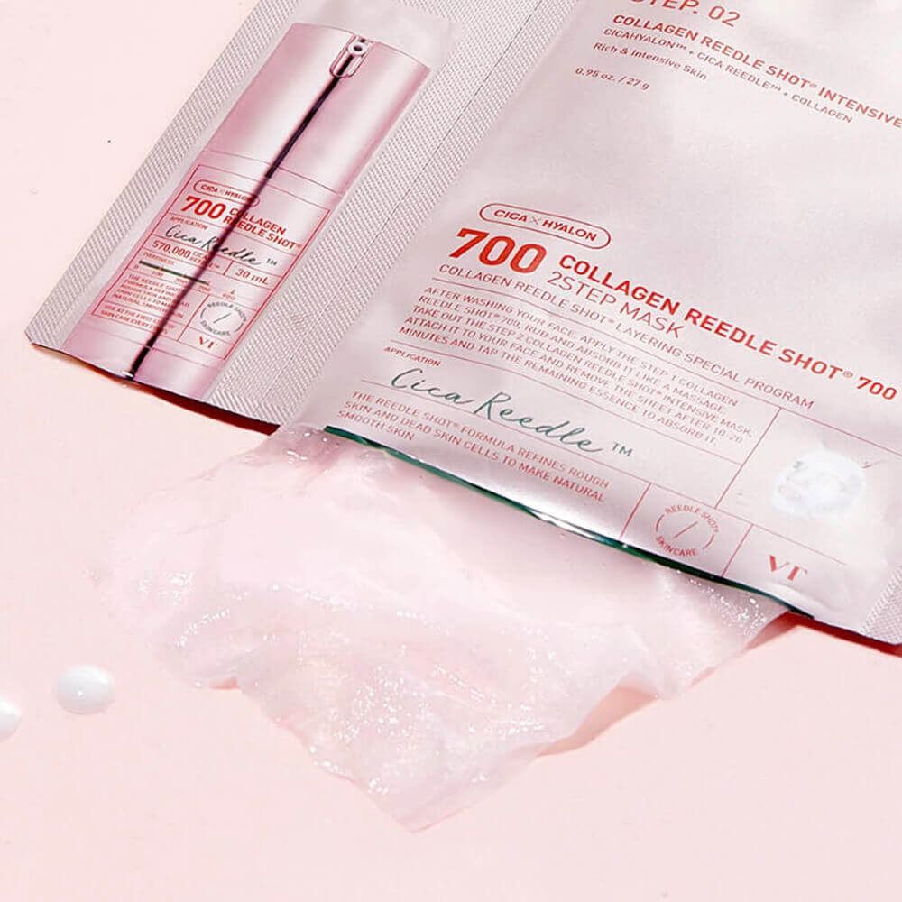 Zwei Maskenpackungen. Aufschrift: Kollagen Reedle Shot 700 2-stufige Tuchmaske. Enthält Serum und Maske.