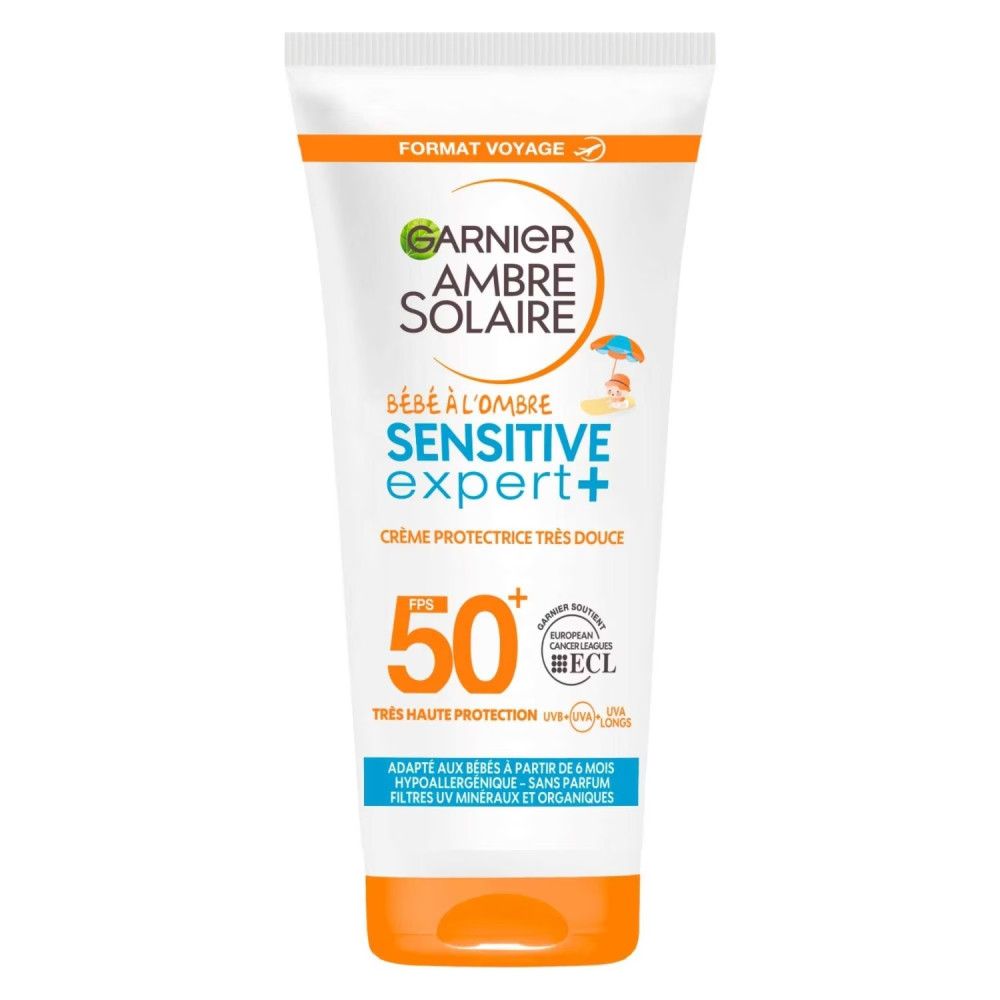 Weiße Tube mit orangefarbenen Akzenten. Aufschrift: Garnier Ambre Solaire, Sensitive Expert+ SPF 50. Geeignet für Babys ab 6 Monaten.