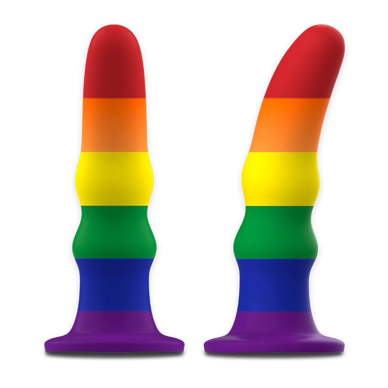 Zwei Dildos in Regenbogenfarben, einer gerade, einer gebogen.