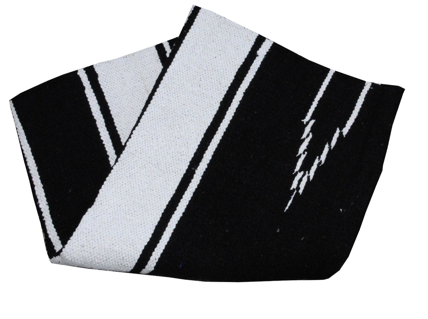 Schwarze und weiße Satteldecke mit Streifenmuster und dekorativem Element. Gefaltet, rechteckig.