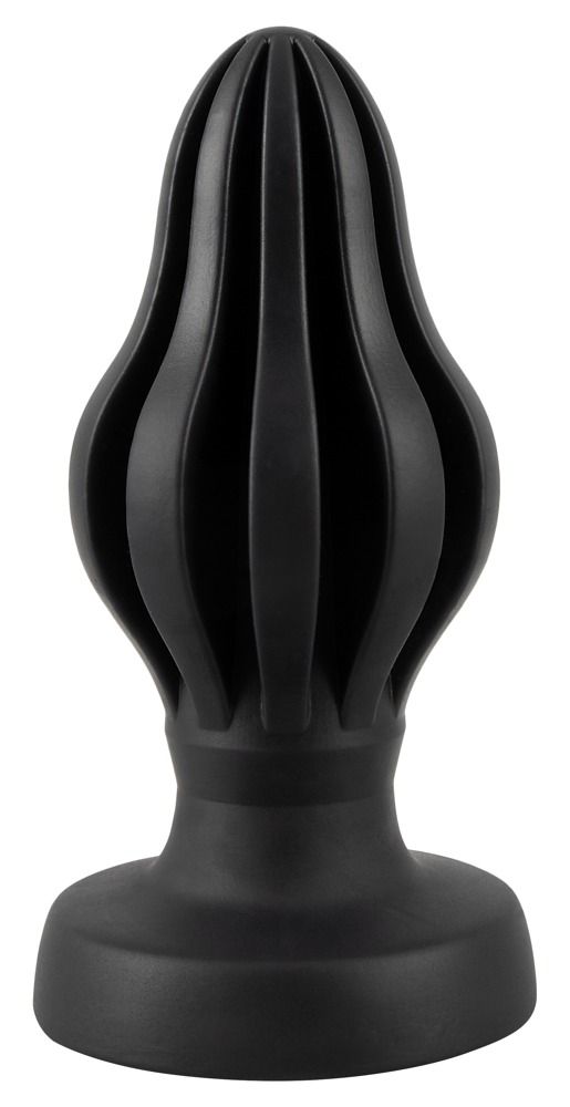Schwarzer Buttplug mit geriffelter Oberfläche und breiter Basis. Vertikale Rillen am Kopf, glatte Basis.