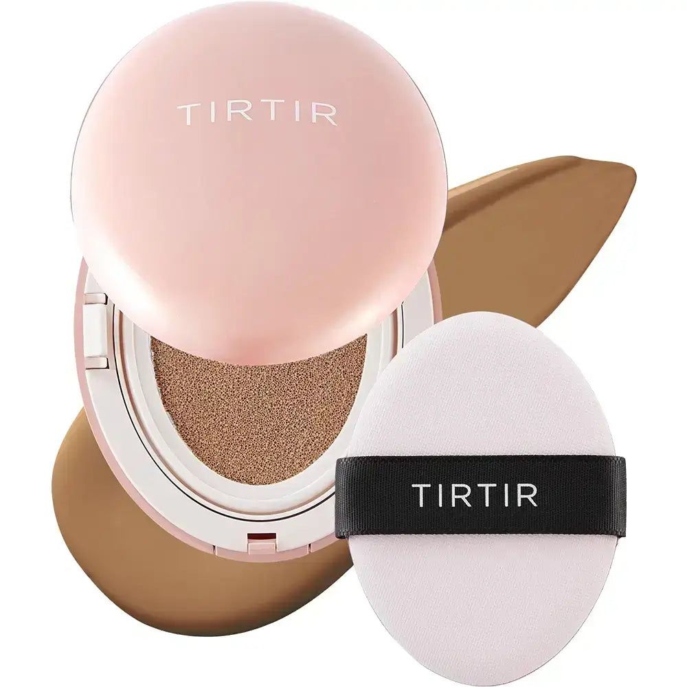 Rosa TIRTIR Cushion-Kompaktpuder, Schwamm und Make-up-Probe. Offen und geschlossen.