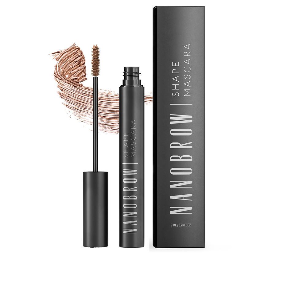 Mascara-Tube und -Bürste, daneben Verpackung mit Schriftzug NANOBROW SHAPE MASCARA. Farbton: Light Brown. Aufgetragenes Produkt.