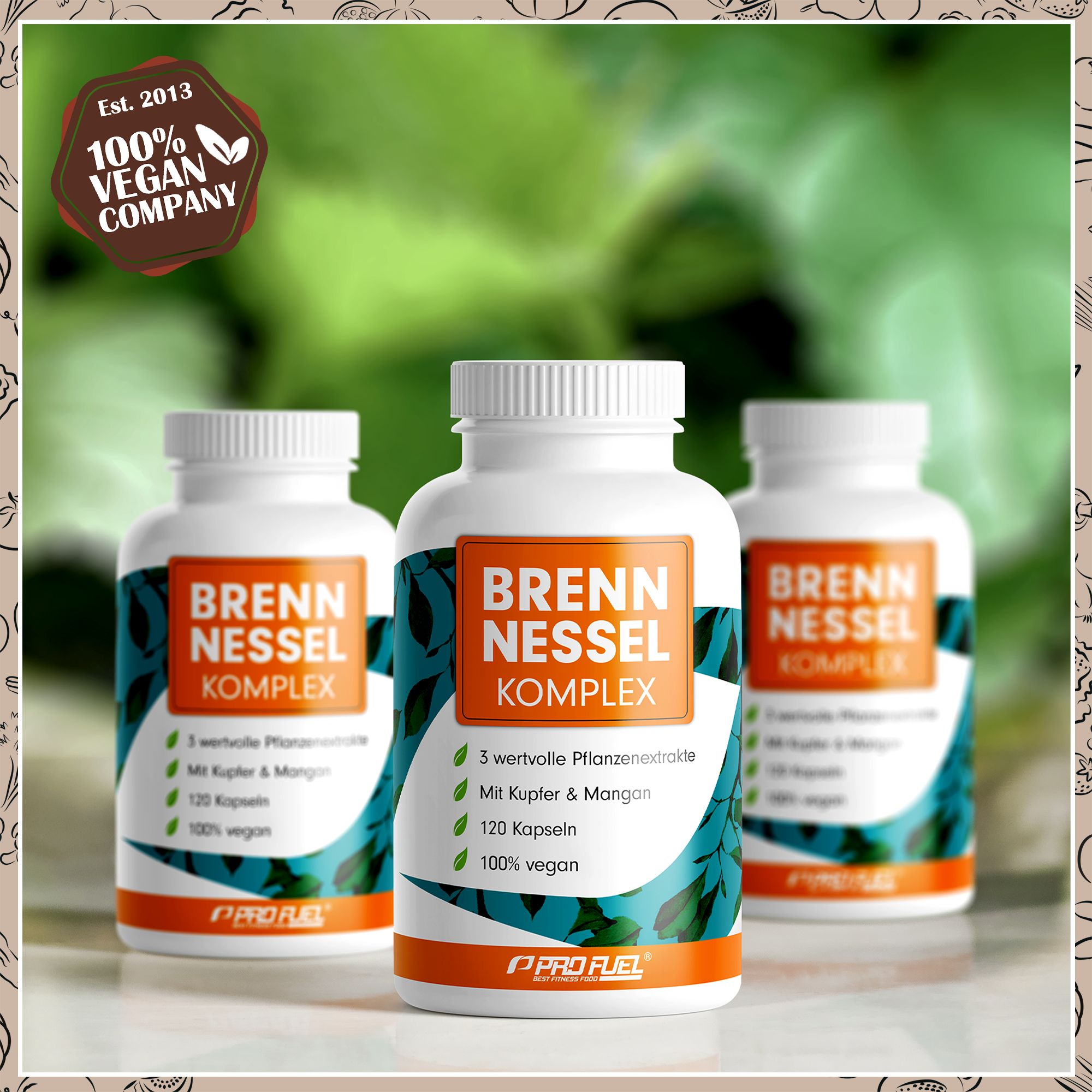 Drei weiße Flaschen Brennnessel Komplex Kapseln. Jede Flasche enthält 120 Kapseln. 100% vegan. Logo: 100% Vegan Company.