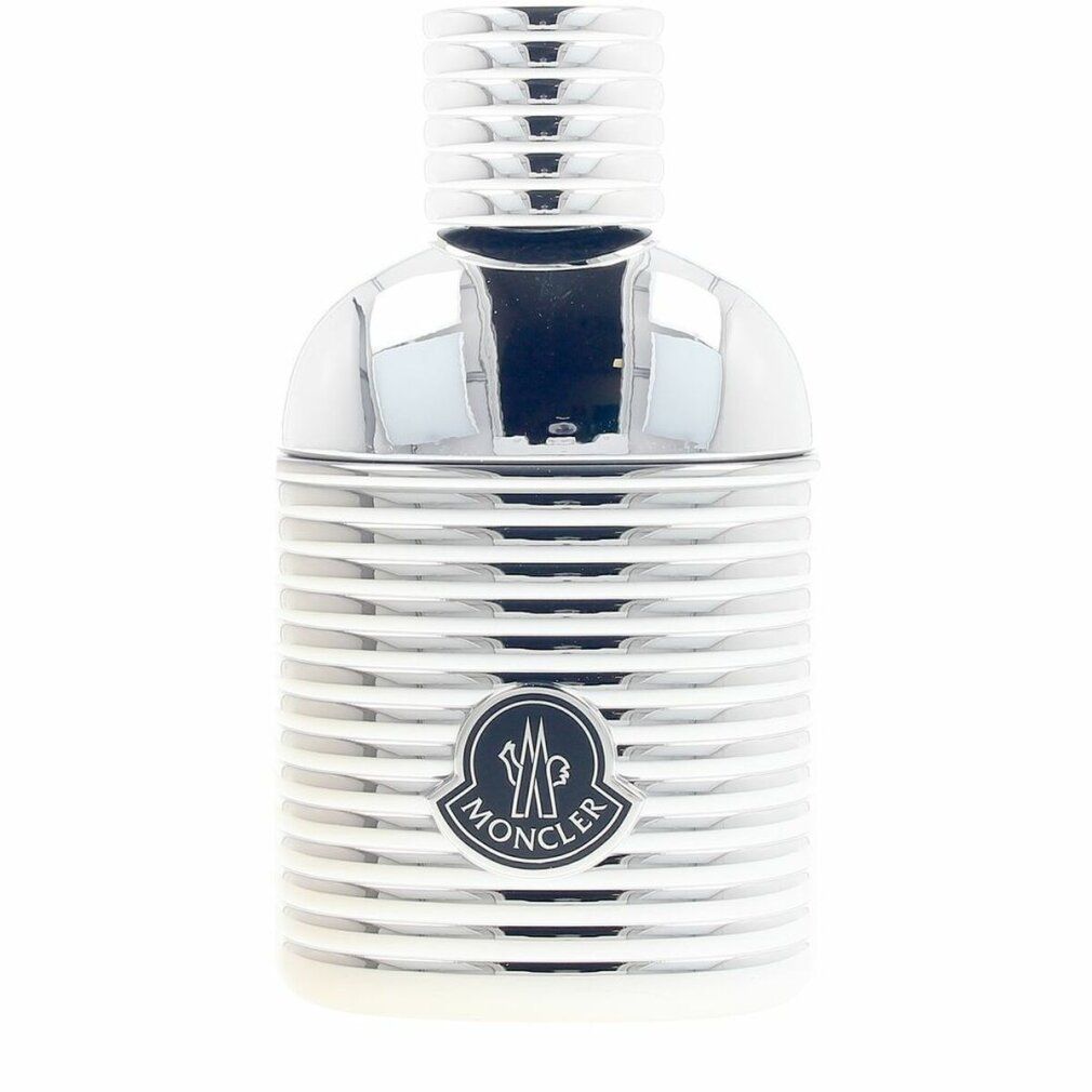 Silberfarbener Flakon. Moncler Logo auf dem Flakon. Geriffelte Oberfläche. Zylinderförmiger Verschluss.