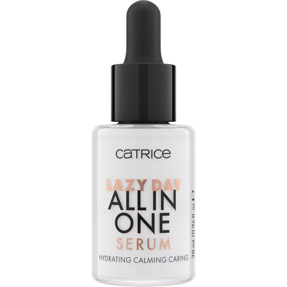 Weißes Serumfläschchen mit schwarzem Deckel und Pipette. Aufschrift: Catrice, Lazy Day All in One Serum. Hydrating Calming Caring.