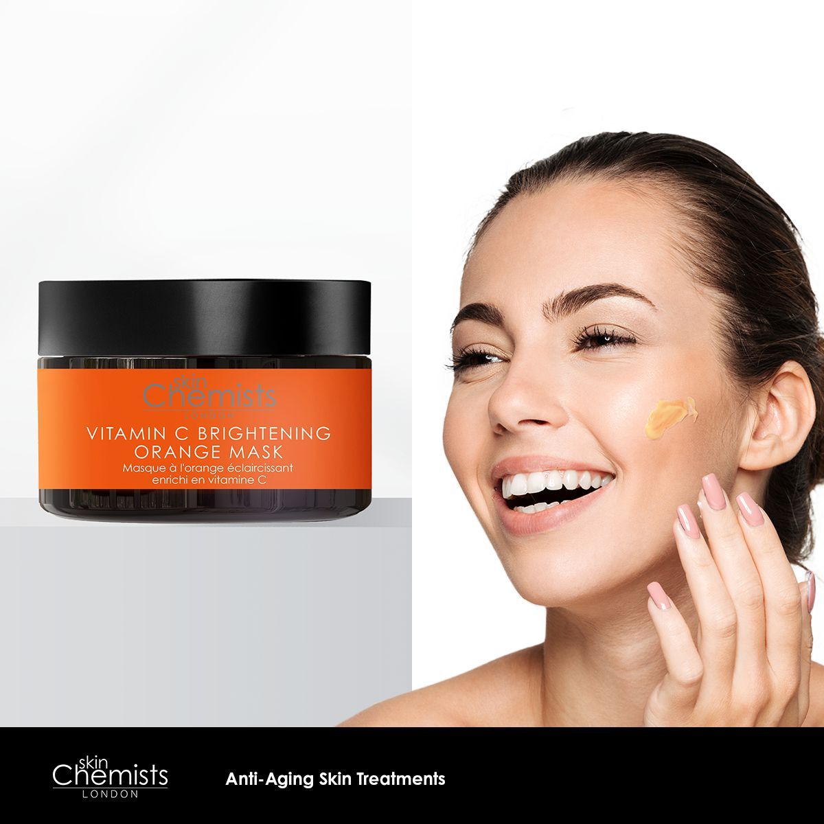 Frau mit Produkt auf der Haut. Schwarzes Glas mit orangefarbenem Etikett. Text: Vitamin C Brightening Orange Mask.