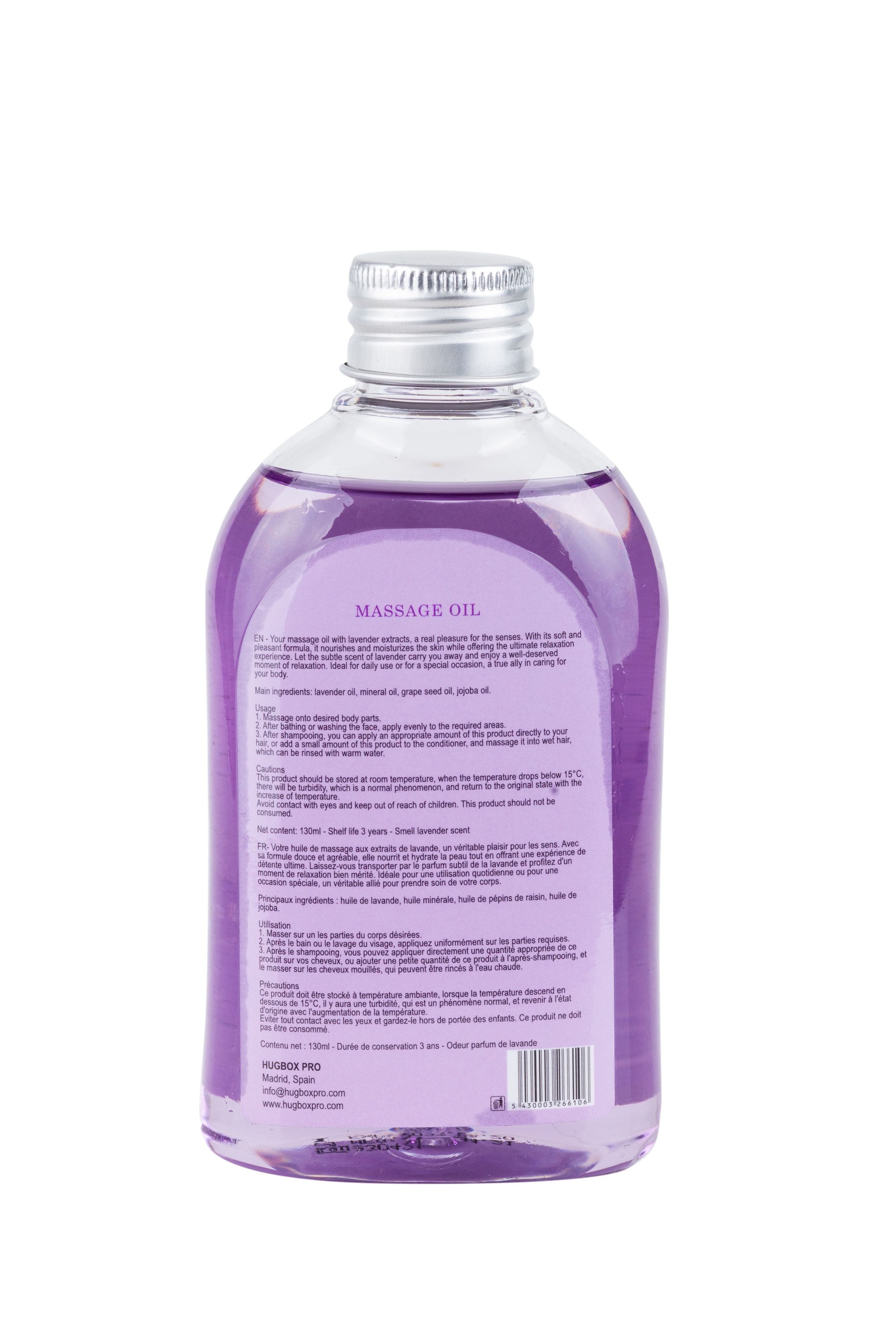 Flasche mit Massageöl. Violette Flüssigkeit, silberner Schraubverschluss. Text: Massage Oil, Inhaltsstoffe, Haltbarkeit.