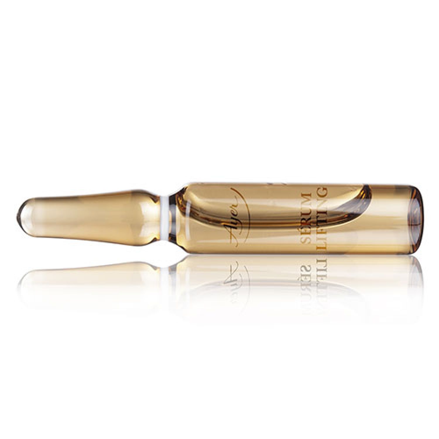 Drei Ampullen Ayer Radiance Energy Lifting Serum. Gelbliche Flüssigkeit in Glasampullen. Produktname sichtbar.